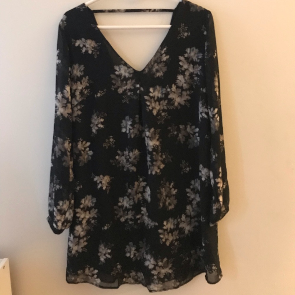 ASTR long sleeve black flowy mini dress
